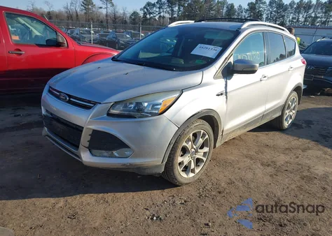 2016 Ford Escape Titanium из США, поврежденный, VIN 1FMCU9J93GUB85310